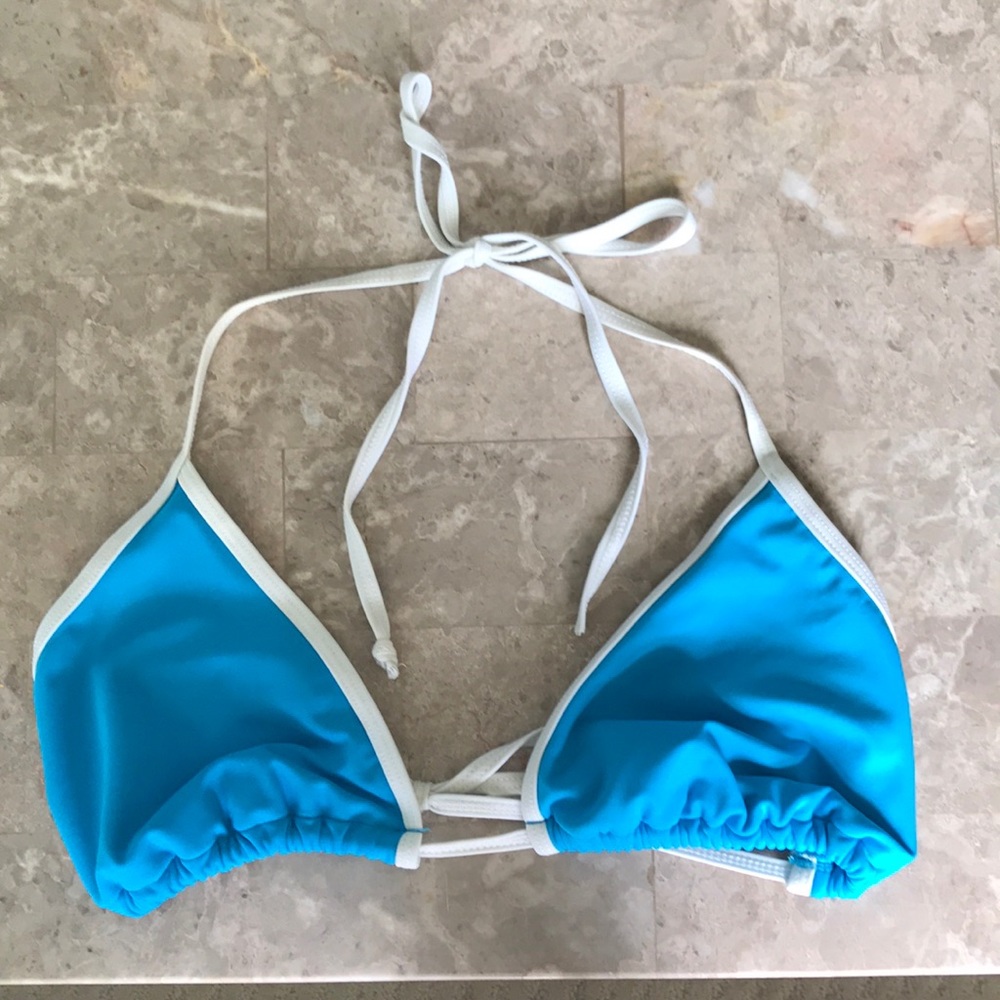 🙀Bikini Top Turquoise with White Trim